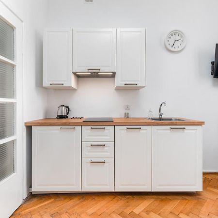 Nowy Swiat 28 By Homeprime Varsóvia Exterior foto